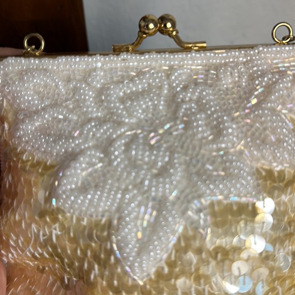 Woman’s Beaded with Sequins Evening Golden Bag - Picture 3 of 14